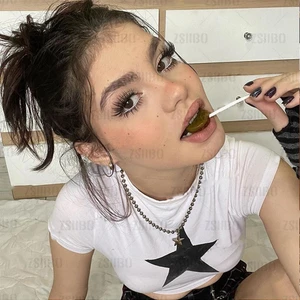 Touz Moda Black Star Baskılı Beyaz Crop