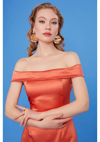 Kayık Yaka Ucu Volanlı Elbise10 fiyatları