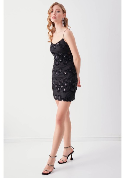 Ip Askılı Pul Payet Detaylı Mini Elbise10 fiyatları