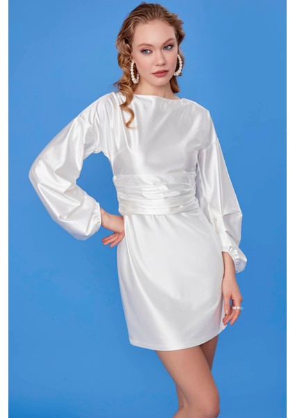 Bel Kısmı Büzgülü Saten Elbise10 modelleri