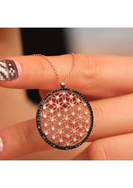 925 Ayar Gümüş Yaşam Çiçeği Kolye fırsatları