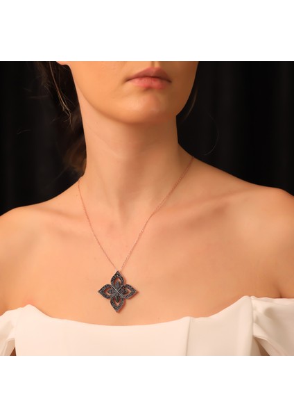 925 Ayar Gümüş Siyah Yonca Kolye indirimleri