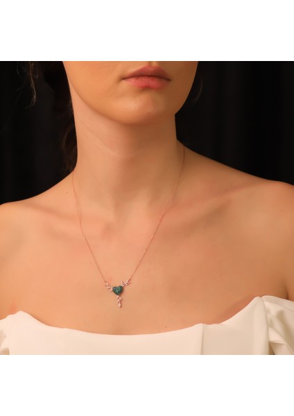 925 Ayar Gümüş Daldaki Yeşil Kalp Kolye modelleri