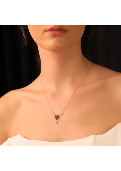 925 Ayar Gümüş Daldaki Siyah Kar Tanesi Kolye modelleri