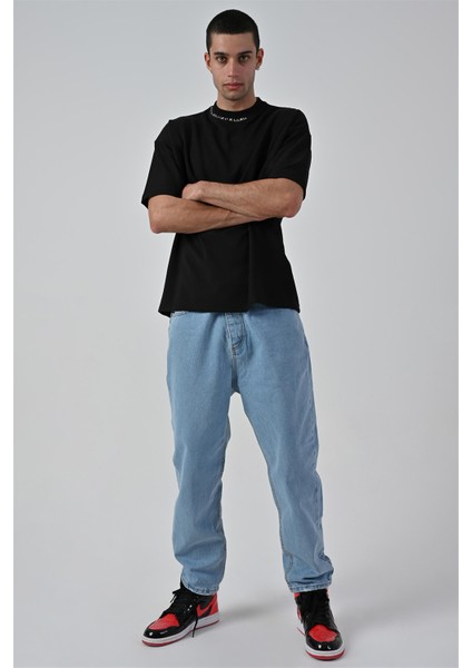 R-5680 Yaka Nakış Detaylı Oversize T-Shirt