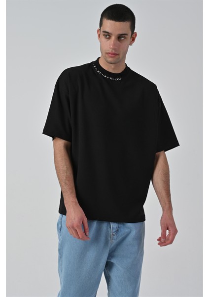 R-5680 Yaka Nakış Detaylı Oversize T-Shirt fiyatları