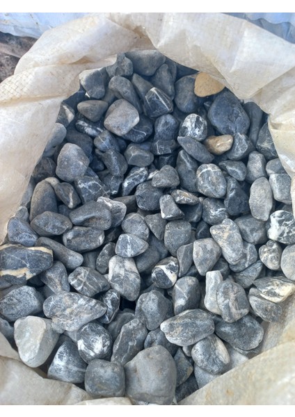 Siyah Çizgili Dolomit Taş 3 kg 1-3 cm Dere Taşı Çakıl Taşı Bahçe Taşı Süs Taşı Dekoratif Taş fırsatları