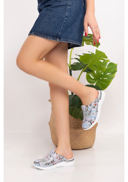 Gri İlkyardım Desenli Comfort Taban Ortopedik Sabo Terlik 1090 modelleri
