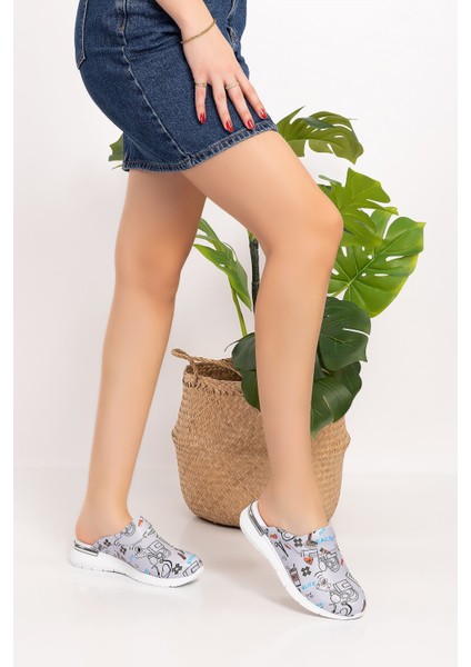 Gri İlkyardım Desenli Comfort Taban Ortopedik Sabo Terlik 1090 fırsatları