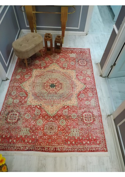 Doruklar Home Collection Kaymaz Tabanlı Yıkanabilir Eskitme Klasik Desenli Dokuma Taban Halı