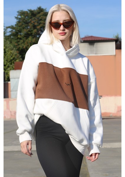 Beyaz Renk Bloklu Şardonlu Sweatshirt MG1544 fiyatları