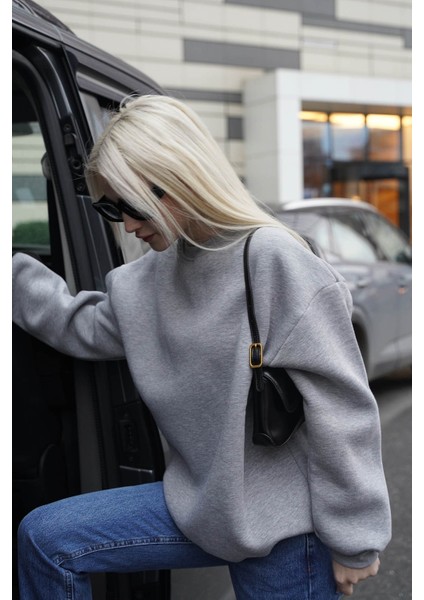 Gri Kapüşonlu Basic Sweatshirt Kadınlar İçin Uzun Kol Rahat Tasarım
