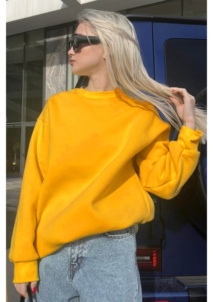 Sarı Bisiklet Yaka Basic Sweatshirt MG1559