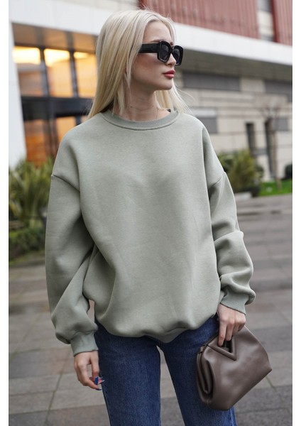 Kadın Mint Yeşili Bisiklet Yaka Oversize Basic Sweatshirt Uzun Kol