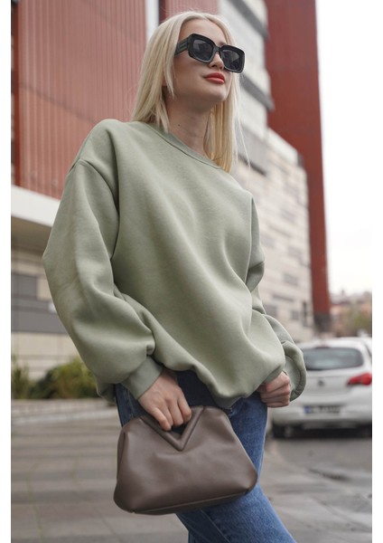 Kadın Mint Yeşili Bisiklet Yaka Oversize Basic Sweatshirt Uzun Kol modelleri