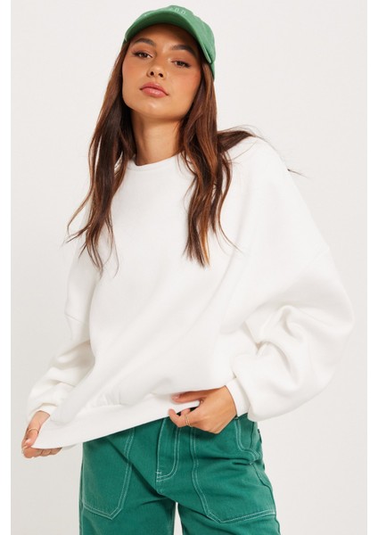 Ekru Basic Sweatshirt Kadın Bisiklet Yaka Uzun Kol Düz Renk Oversize Kalıp modelleri