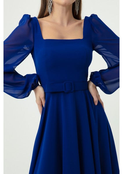 Kadın Saks Kare Yaka Kemerli Midi Şifon Abiye Elbise fırsatları