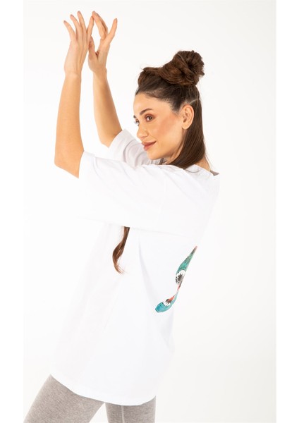 Kadın Sırt Baskılı Dinazor Oversize T-Shirt fiyatları