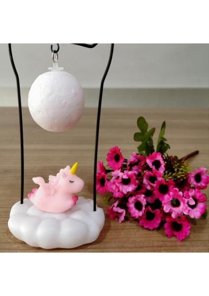 Işık Altında Sallanan Renk Değiştiren Unicornlu Gece Lambası