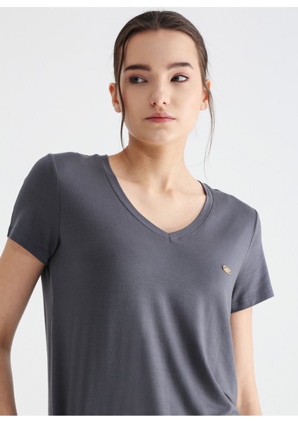 T-Shirt Antrasit fırsatları