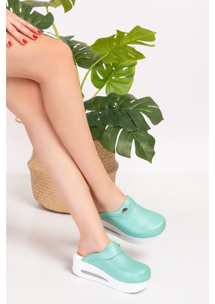 Yeşil Simli Gümüş Desenli Kapalı Hava Taban Kadın Sabo Terlik modelleri