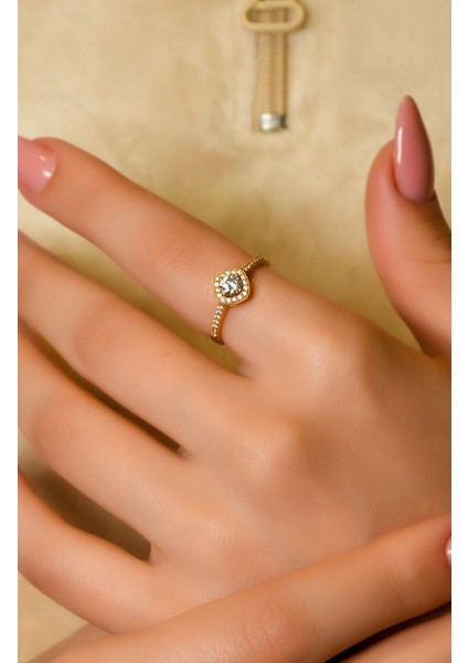 Taşlı Tasarım Yüzük 22 Ayar A049313