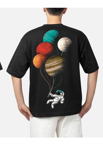 Weddey-M Oversize Astronot Gezen