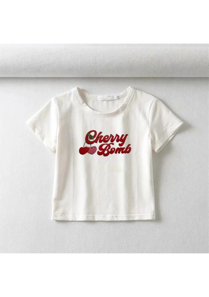 Cherry Bomb Baskılı Beyaz Crop fiyatları