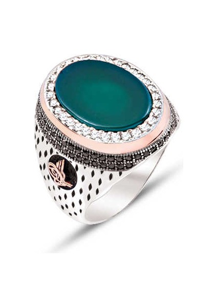 Gümüş Üstü Yeşil Akik Taşlı Yanları Siyah Zirkon Taş İşlemeli ve Kenarları Osmanlı Tuğralı İşlemeli Yüzük