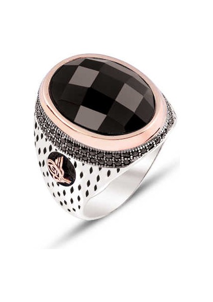 Gümüş Üstü Siyah Faset Taşlı Yanları Oniks Taş Işlemeli ve Osmanlı Tuğralı Motifli Yüzük