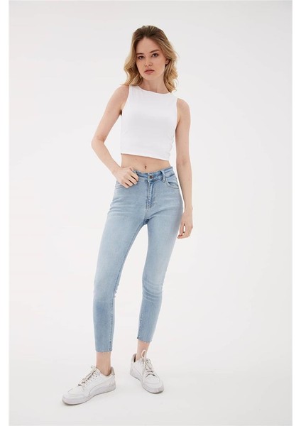 Yırtık Detaylı Denim Pantolon A.mavi / Light Blue