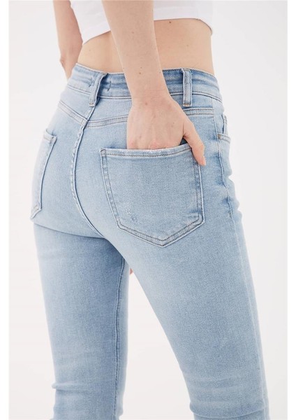 Yırtık Detaylı Denim Pantolon A.mavi / Light Blue indirimleri
