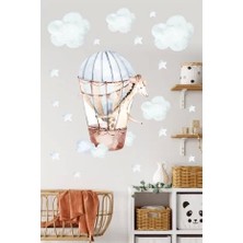 Neşeli Günlerim Uçan Balonda Zürafa Sticker Duvar Sticker 50X70 cm