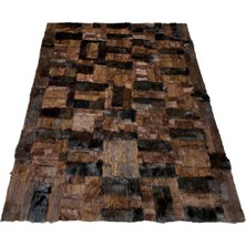 Dericibey Koyu Kahverengi ve Siyah Doğal Kürk Patchwork Halı 170 x 240 cm