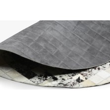 Dericibey Siyah Beyaz Desenli Patchwork Dana Derisi 90 x 90 cm