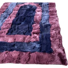 Dericibey Bordo ve Mavi Rex Tavşan Kürkü Seccade 80 x 120 Cm