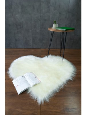Bonny Home Kürk Halı Kalp Krem  150 x 150  Puf Peluş Post Tüylü Dekoratif Puffy Kaymaz Yumuşak Shaggy Yolluk
