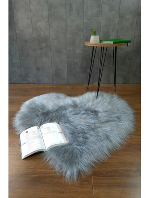 Bonny Home Kürk Halı Kalp Gri 60 x 60 Puf Peluş Post Tüylü Dekoratif Puffy Kaymaz Yumuşak Shaggy Yolluk