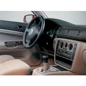 Vw Passat B5 1997-2000 Kırmızı Üçgen Dörtlü Flaşör Düğmesi 3B0953235B