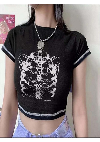 Aesthetic Skeleton Yarım Kadın T-Shirt