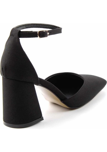 Mat Siyah Saten Kadın Klasik Topuklu Ayakkabı K01209010038 fırsatları