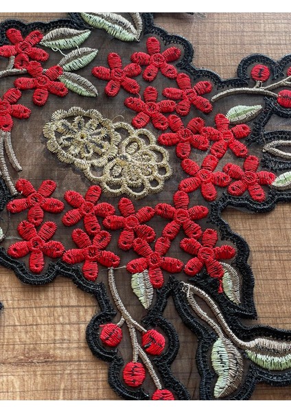 23X19 cm Tül Üzeri Nakış Işleme Gül Bahçesi Aplike Arma Yama Dikiş Aksesuarı