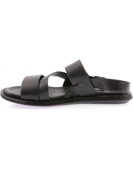 2022-23Y Erkek Merdane Sıralı ve Çapraz Bantlı Sandalet modelleri