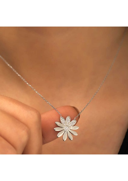​925 Ayar Gümüş Çiçek Kadın Gümüş Kolye fiyatları