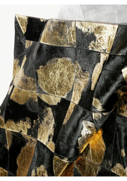 Siyah & Gold Varaklı Dana Derisi Patchwork Halı 170 x 240 cm fırsatları