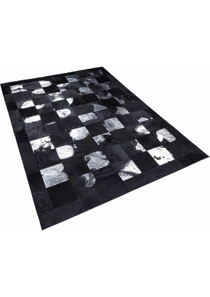 Gümüş Varaklı Siyah Dana Derisi Patchwork Halı 160 x 230 cm