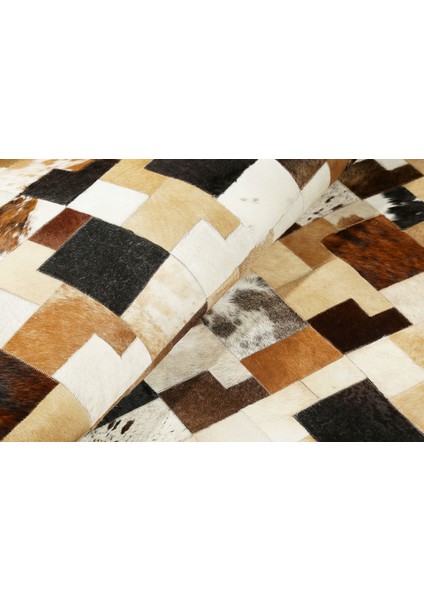 Çok Renkli Doğal Dana Derisi Patchwork Halı 140 x 200 cm