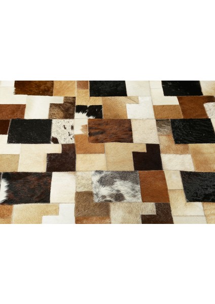 Çok Renkli Doğal Dana Derisi Patchwork Halı 140 x 200 cm