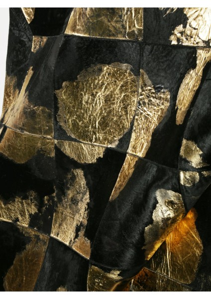 Siyah & Gold Varaklı Dana Derisi Patchwork Halı 120 x 180 cm