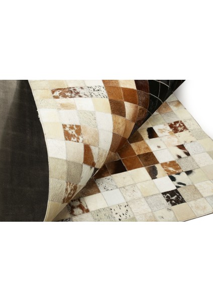 Krem & Siyah Doğal Dana Derisi Patchwork Halı 140 x 200 cm